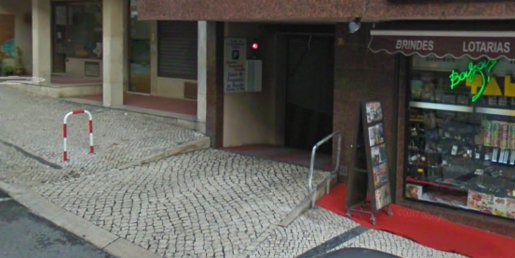 Parque de estacionamento da Parede